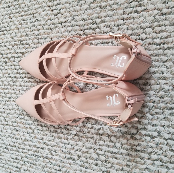 *FINAL CLEARANCE PRICING* Soft pink flats - Picture 5 of 5